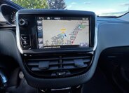 Peugeot 2008 SUV / Terénní 1,6 l 84 kw