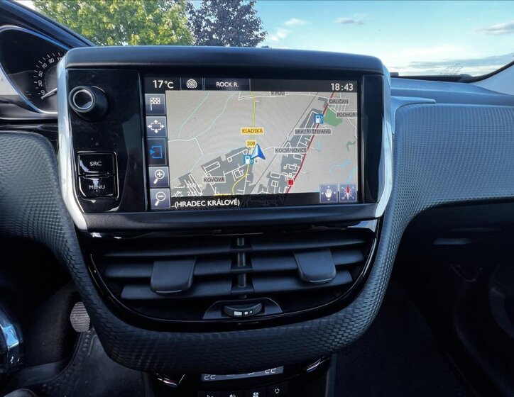Peugeot 2008 SUV / Terénní 1,6 l 84 kw