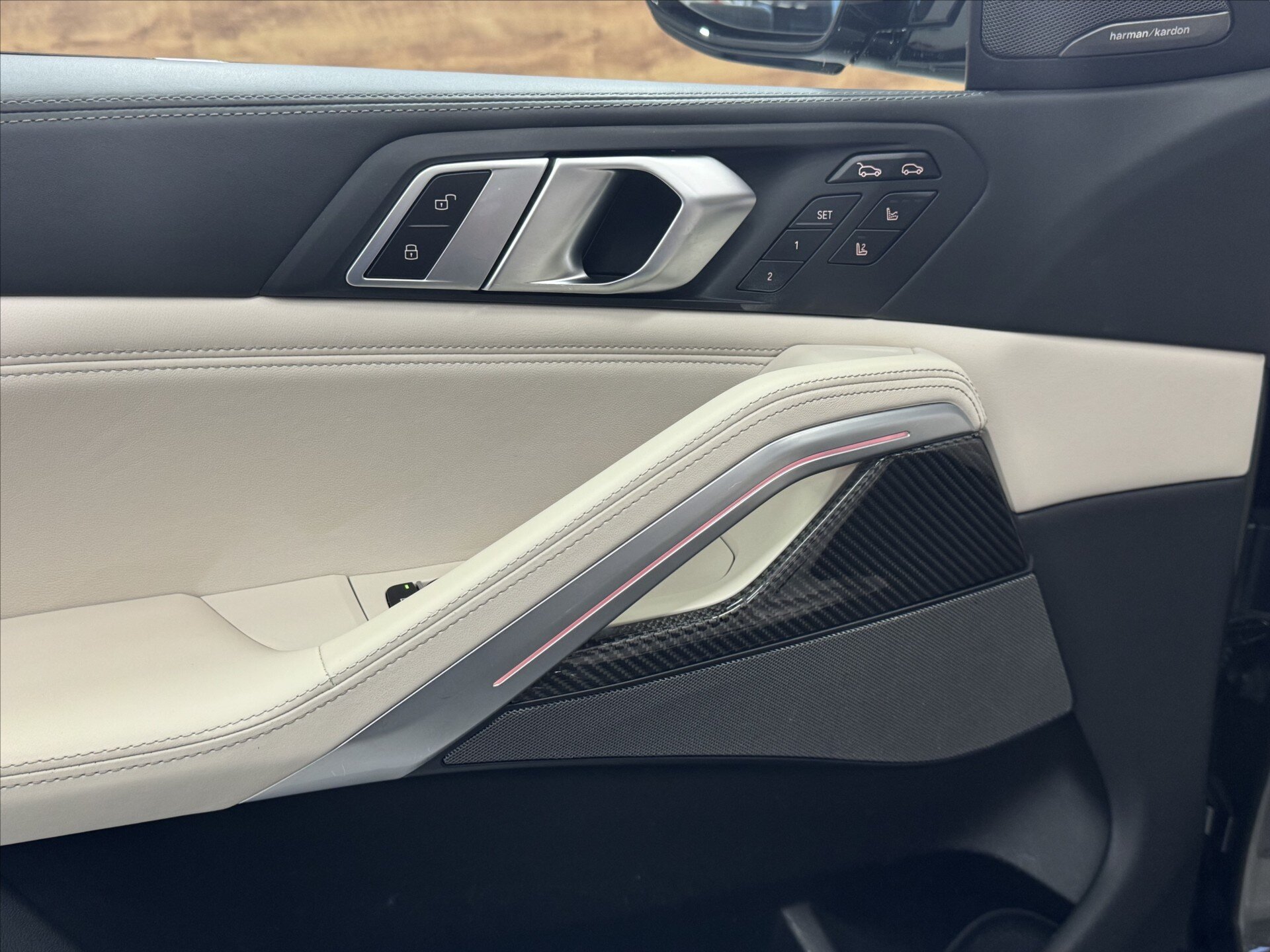 BMW X6 SUV / Terénní 3,0 l 250 kw