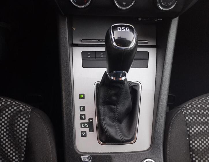 Škoda Octavia 14