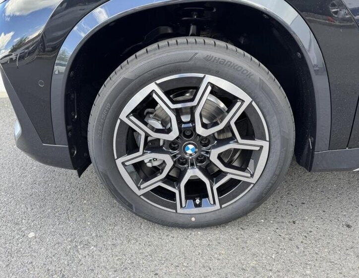 BMW X1 SUV 1,5 l 125 kw