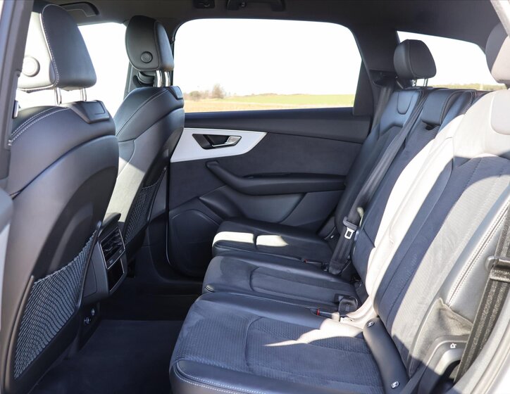 Audi Q7 SUV / Terénní 3,0 l 210 kw