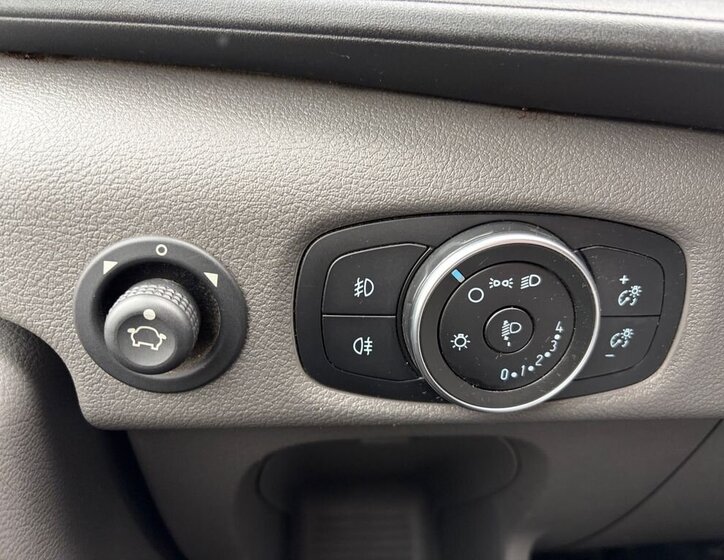 Ford Transit Skříň 2,0 l 79 kw