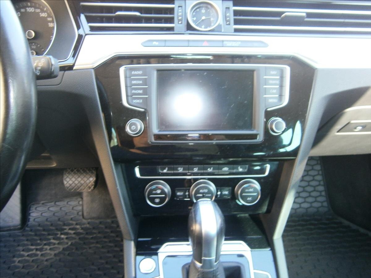 Volkswagen Passat Kombi 2,0 l 110 kw