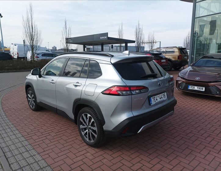 Toyota Corolla Cross SUV / Terénní 2,0 l 112 kw