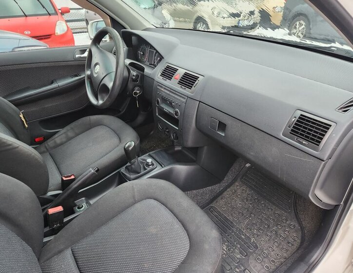 Škoda Fabia Skříň 1,4 l 59 kw