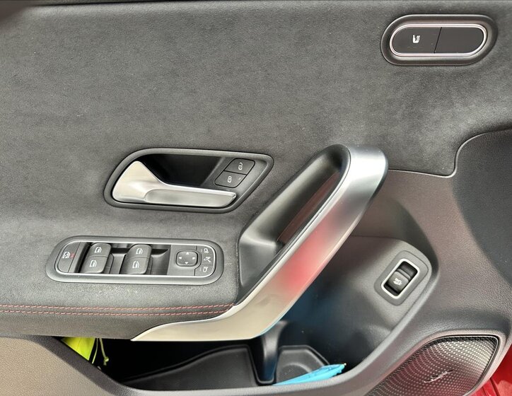 Mercedes-Benz CLA Kombi 1,3 l 120 kw