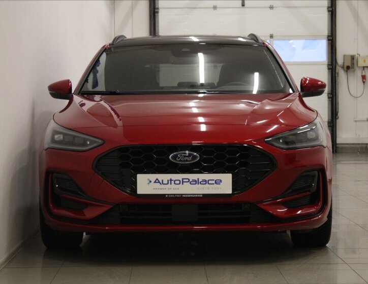 Ford Focus Kombi 999,0 114 kw