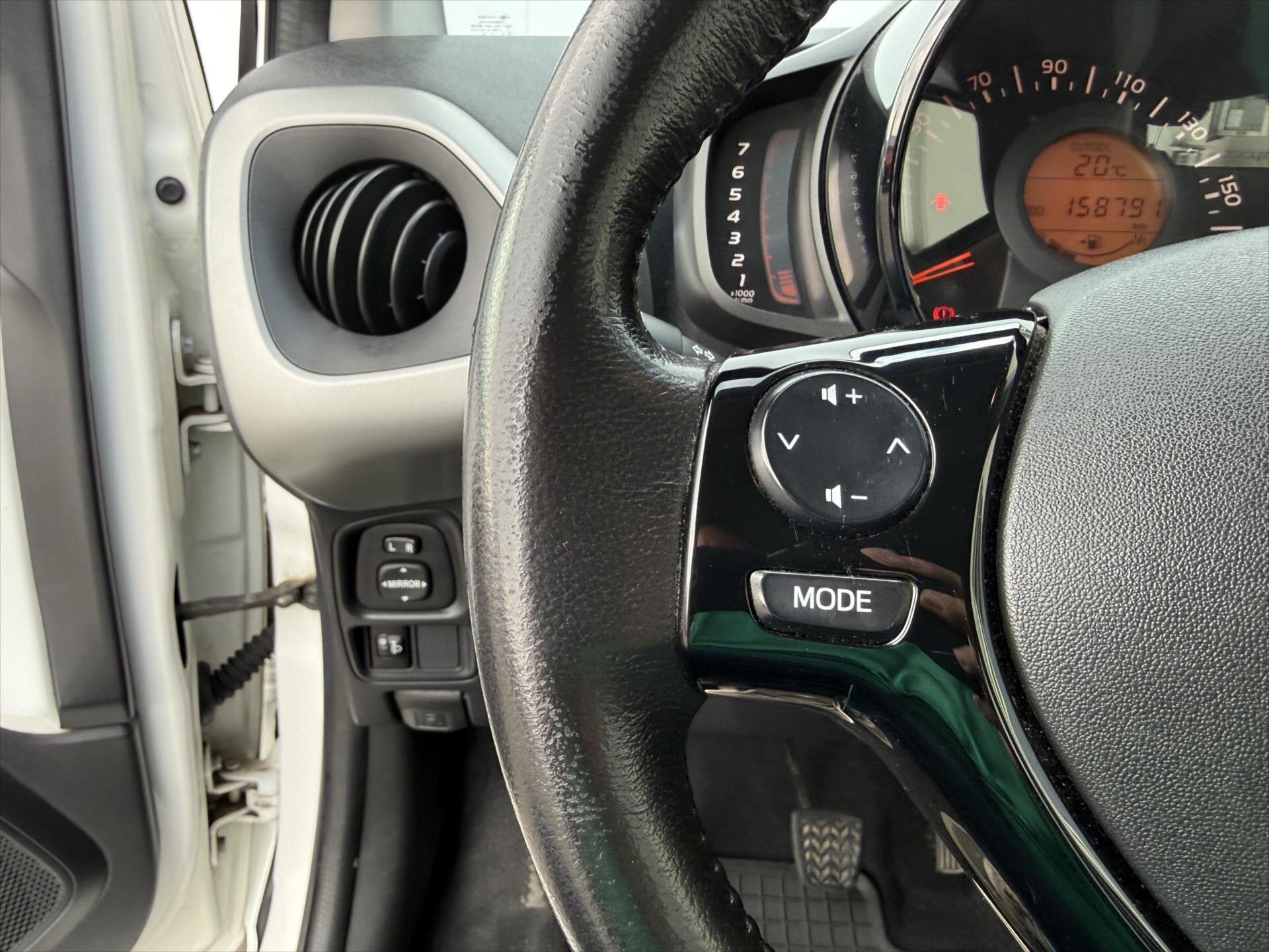 Toyota Aygo Hatchback 998,0 51 kw