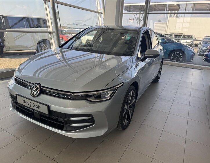 Volkswagen Golf Hatchback 1,5 l 150 kw