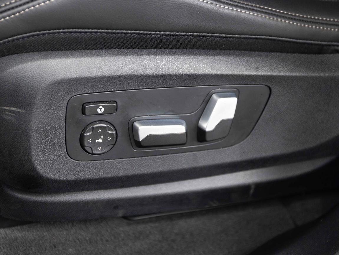 BMW X5 SUV 3,0 l 219 kw