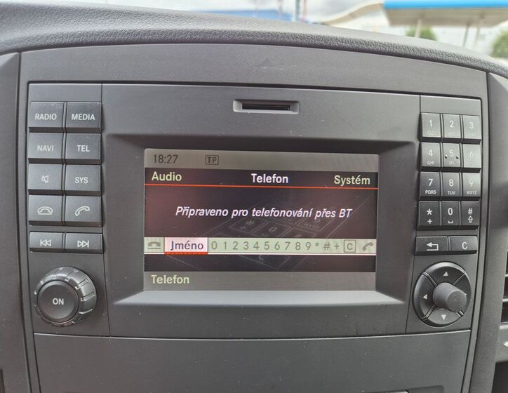 Mercedes-Benz Vito 21