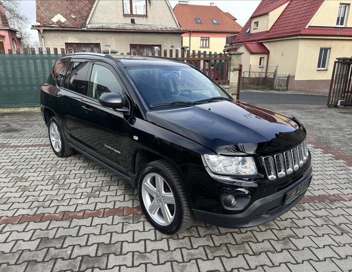 Jeep Compass SUV / Terénní 2,1 l 120 kw