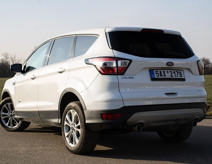 Ford Kuga SUV 2,0 l 110 kw