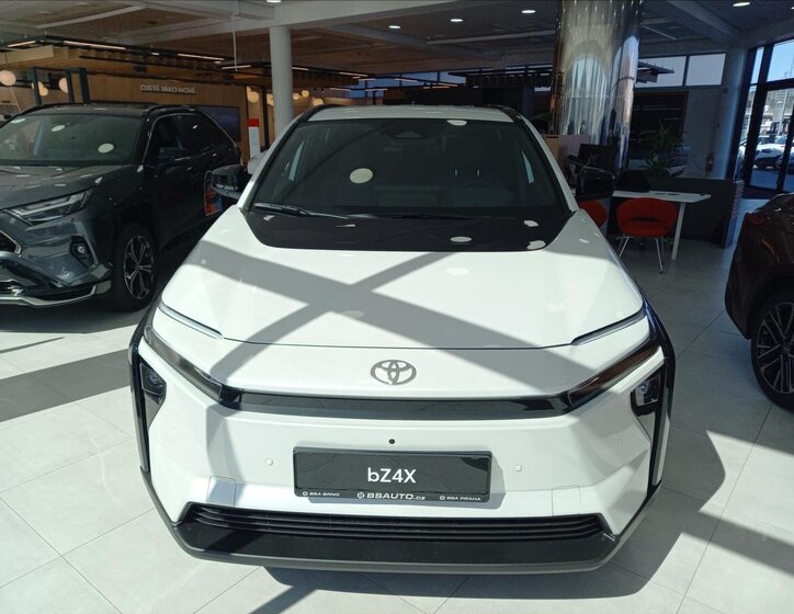 Toyota bZ4X SUV / Terénní 0,0 252 kw