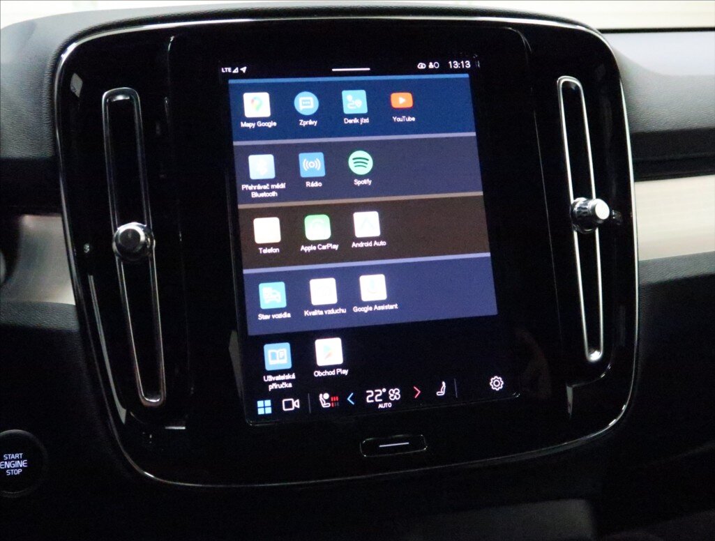 Volvo XC40 SUV 2,0 l 120 kw