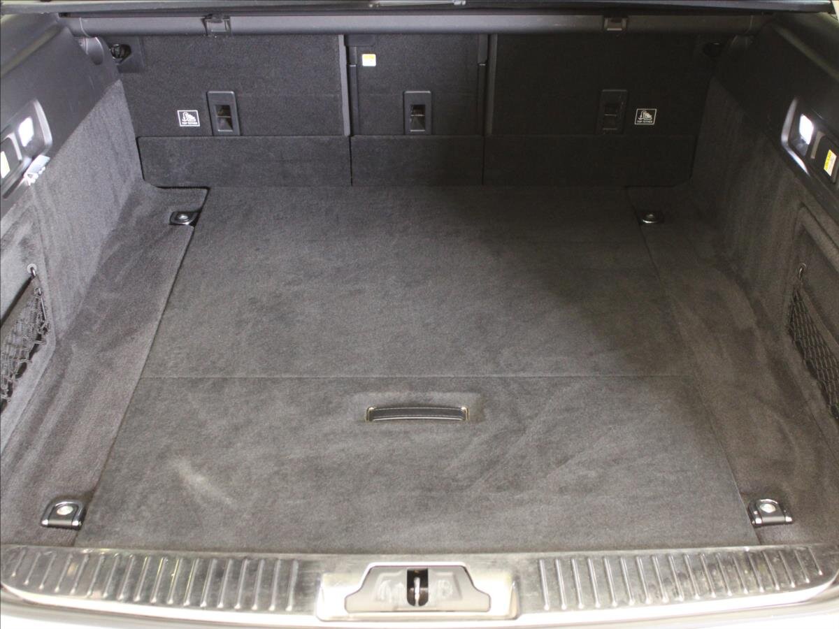 Jaguar XF Kombi 2,0 l 132 kw