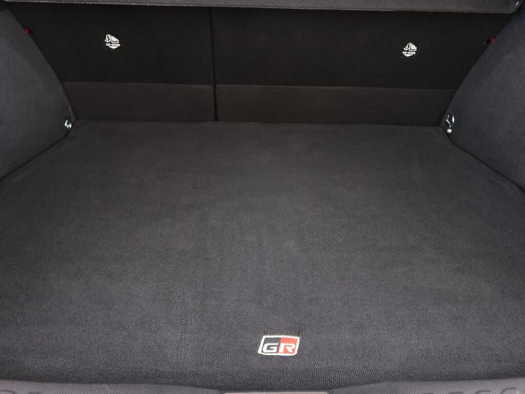 Toyota C-HR SUV 2,0 l 112 kw