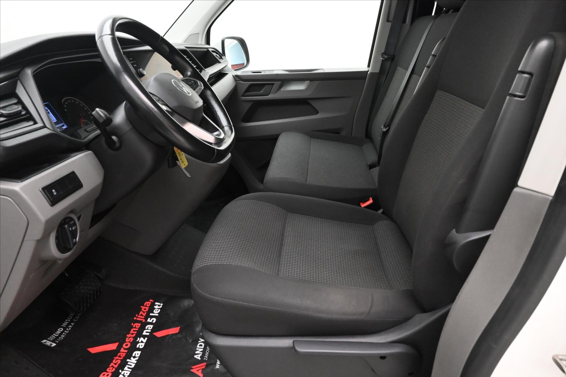 Volkswagen Transporter Skříň 2,0 l 110 kw