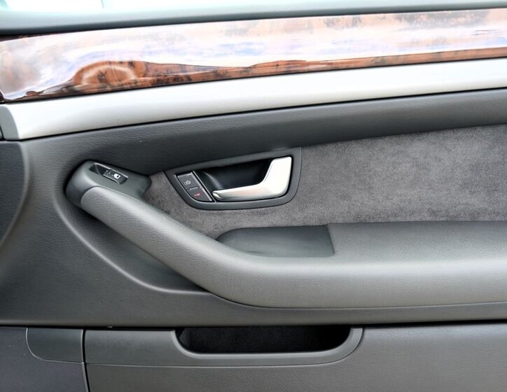 Audi A8 Sedan 3,0 l 171 kw