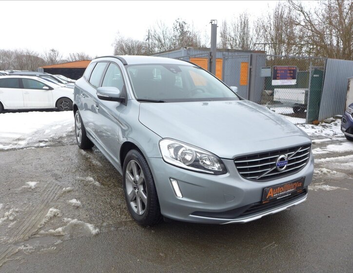 Volvo XC60 SUV 2,4 l 120 kw