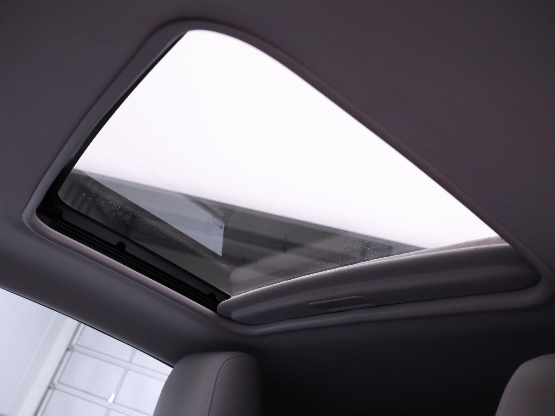 Chevrolet Camaro Kupé 6,2 l 333 kw