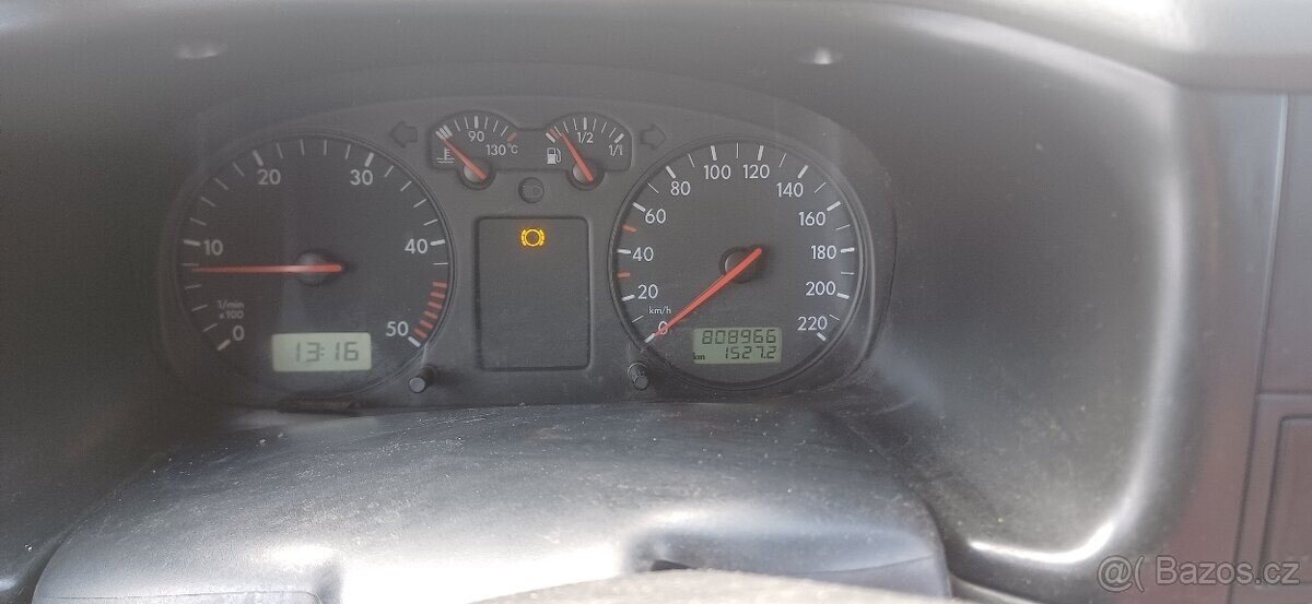 Volkswagen Caravelle VAN / Minibus 0,0 75 kw