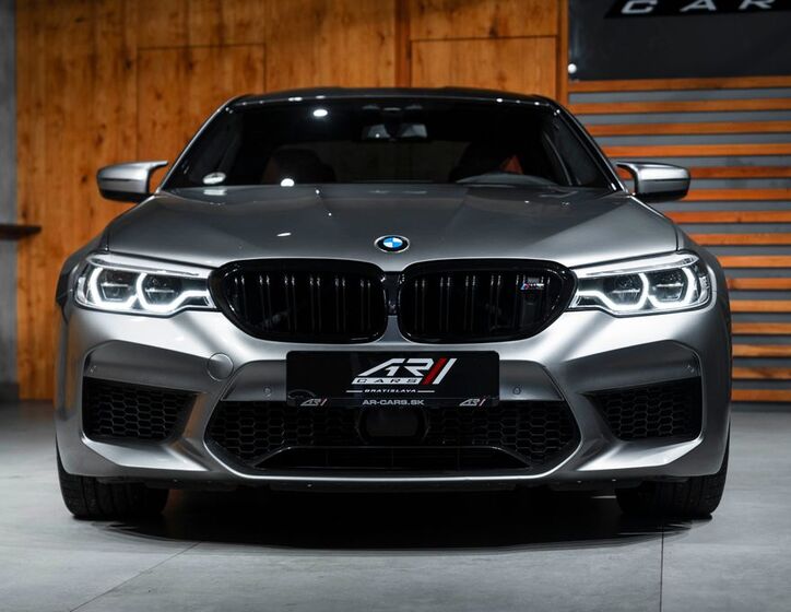 BMW M5 6
