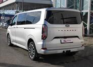 Ford Tourneo Custom 4
