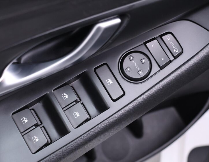 Hyundai i30 Kombi 1,6 l 85 kw