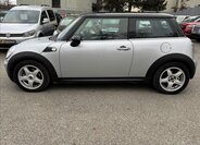 Mini Cooper Hatchback 1,6 l 88 kw