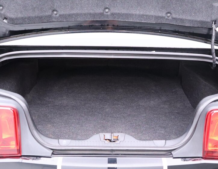 Ford Mustang Kupé 3,7 l 227 kw