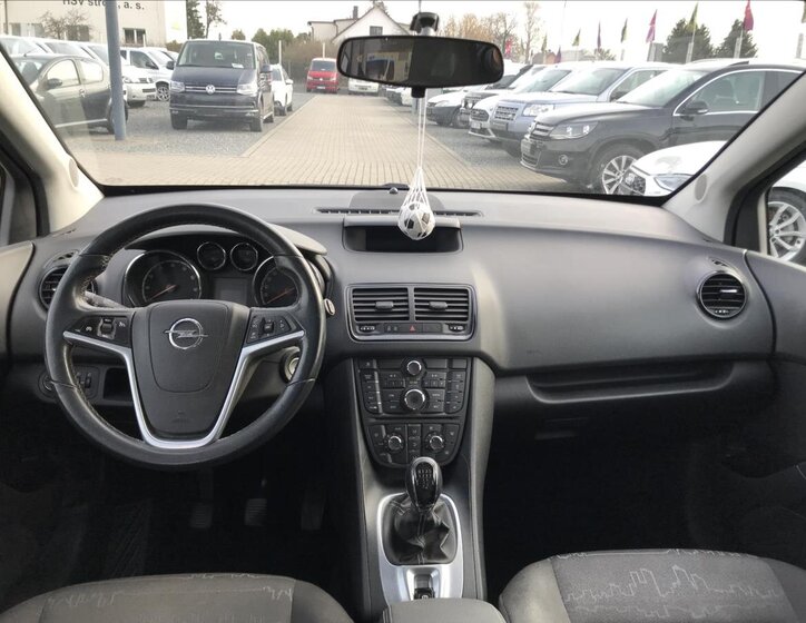 Opel Meriva MPV 1,4 l 74 kw