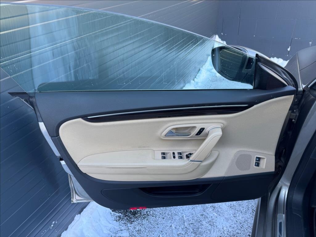 Volkswagen CC Sedan 2,0 l 155 kw