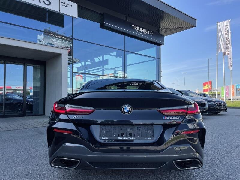 BMW Řada 8 Kupé 4,4 l 390 kw