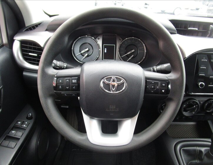 Toyota Hilux Pick-up 2,4 l 110 kw