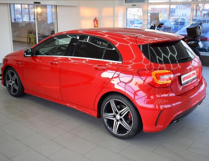 Mercedes-Benz Třídy A Hatchback 2,0 l 155 kw