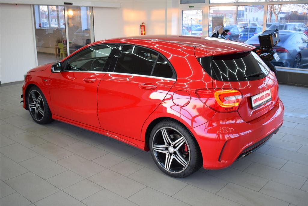Mercedes-Benz Třídy A Hatchback 2,0 l 155 kw