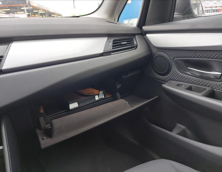 BMW Řada 2 MPV 1,5 l 80 kw