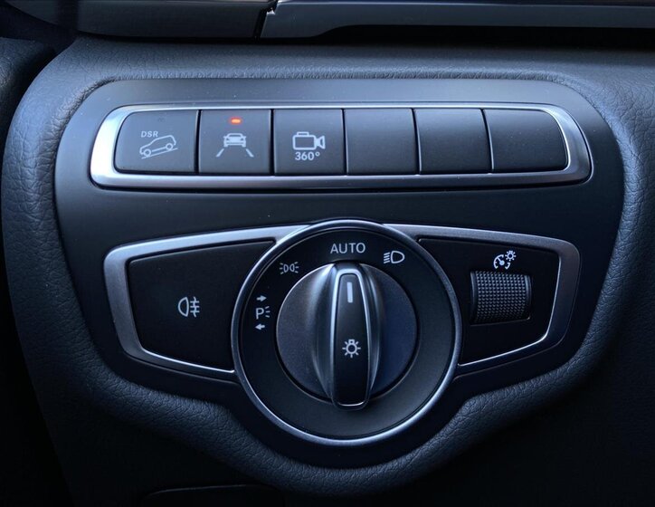 Mercedes-Benz Třídy V Ostatní 2,0 l 195 kw