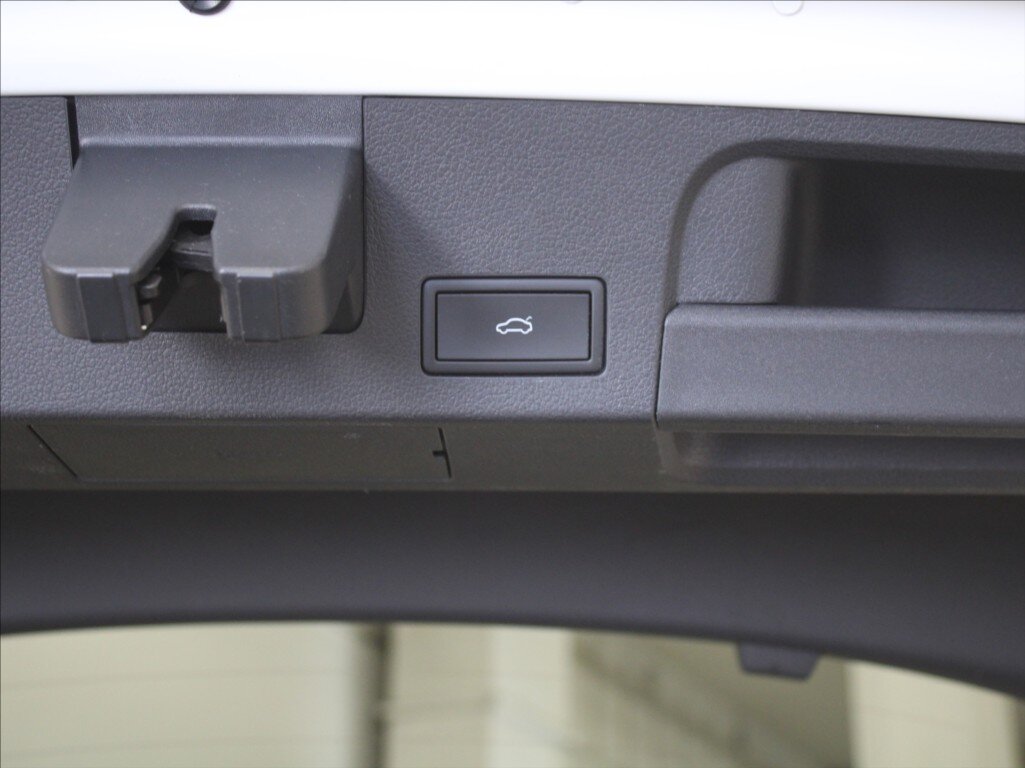 Volkswagen Arteon Liftback 2,0 l 206 kw