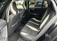 Volvo V60 22