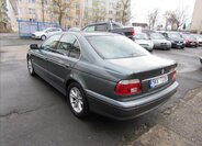 BMW Řada 5 Sedan / Limuzína 2,5 l 141 kw