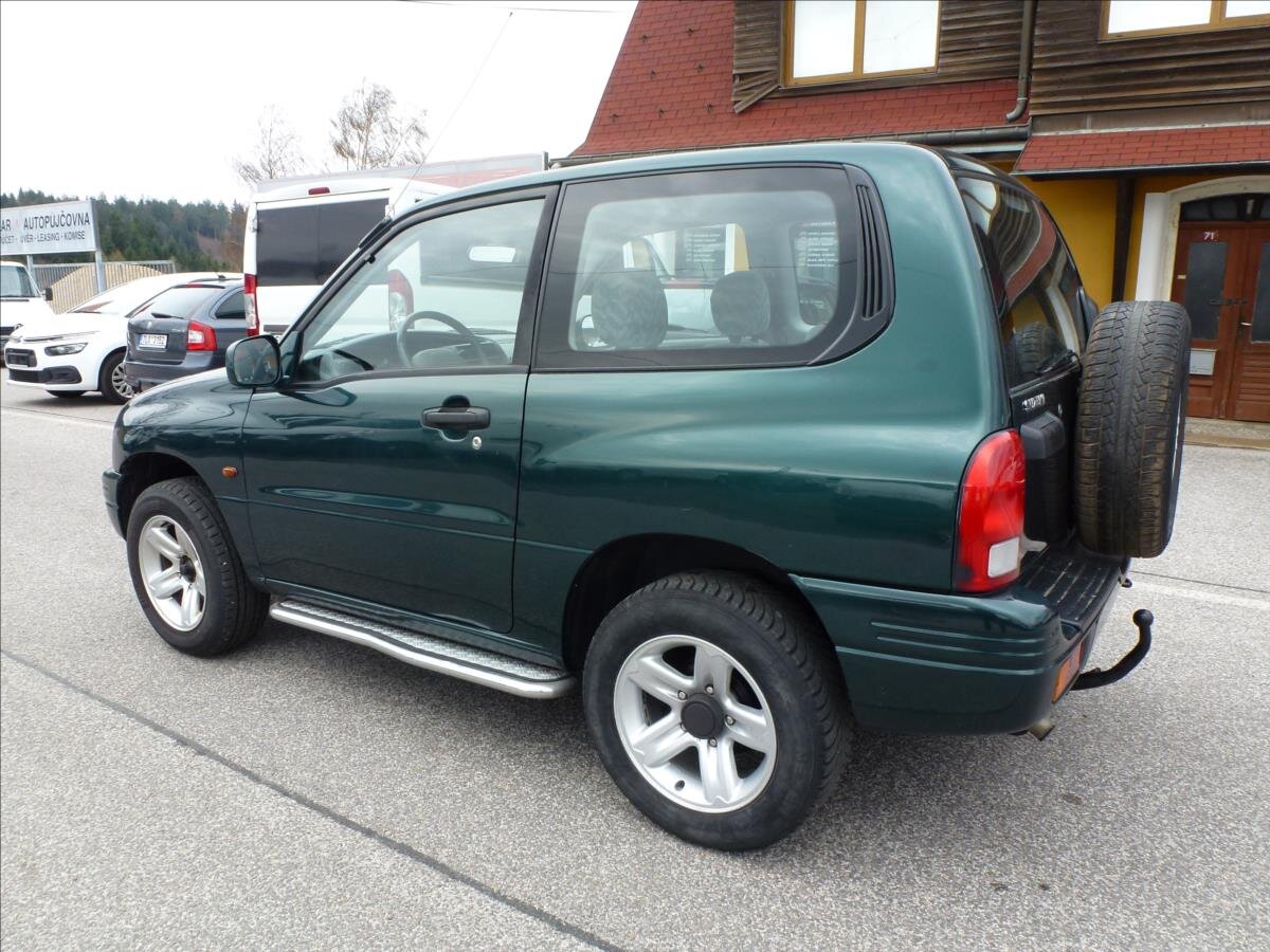 Suzuki Grand Vitara SUV / Terénní 2,0 l 94 kw