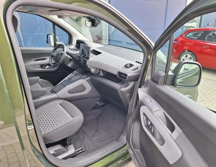 Peugeot Rifter 12
