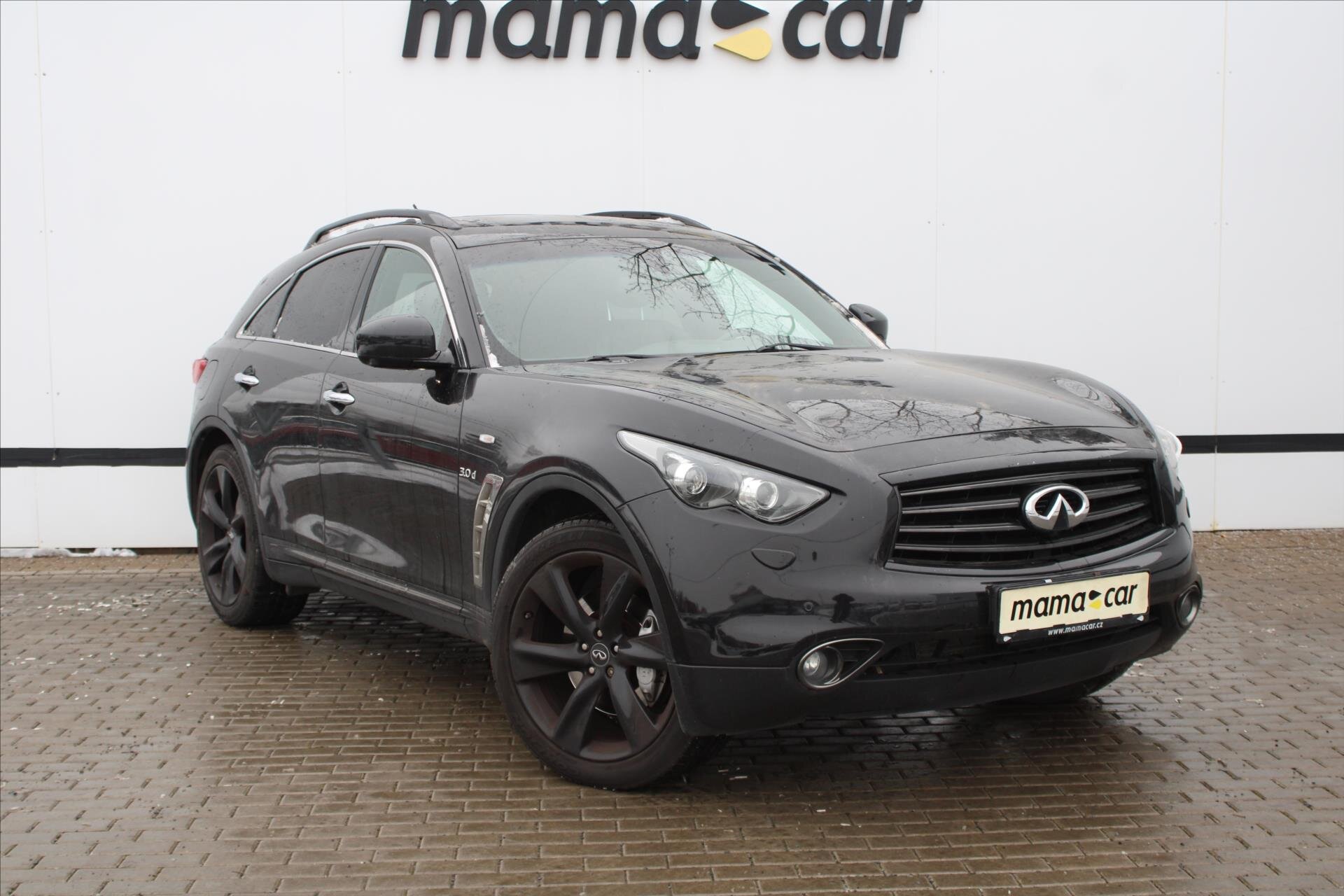 Infiniti QX70