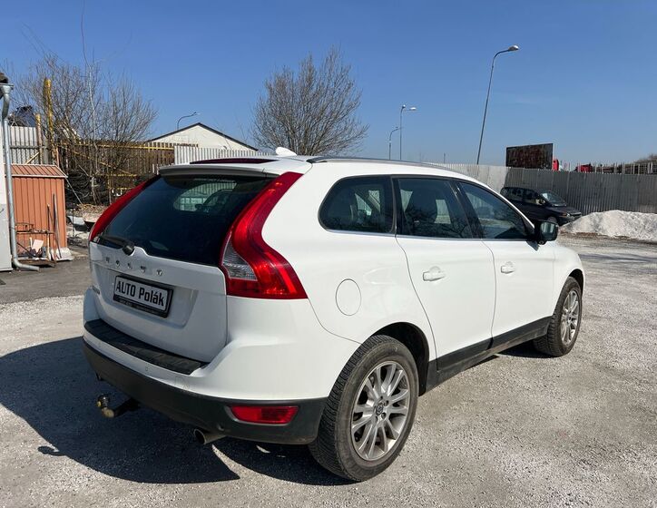 Volvo XC60 13
