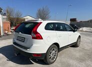 Volvo XC60 13