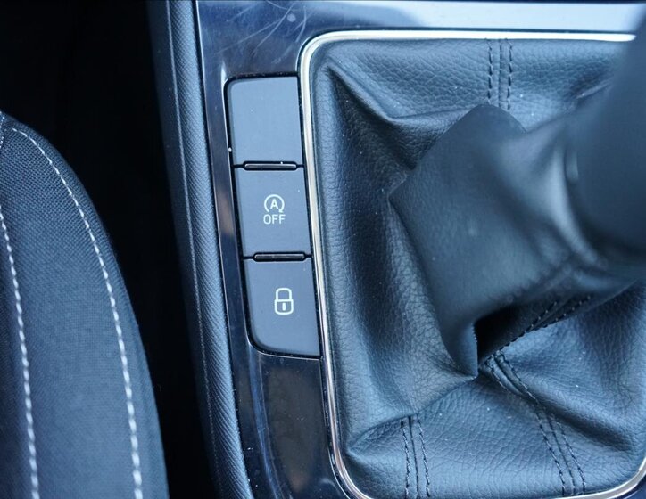 Škoda Fabia Hatchback 999,0 59 kw