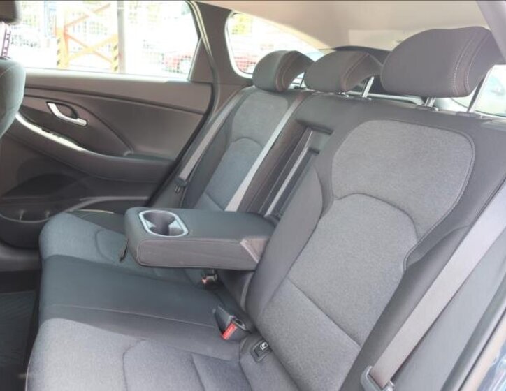 Hyundai i30 Kombi 998,0 88 kw